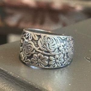 SILPADA - Floral Sterling Silver Ring